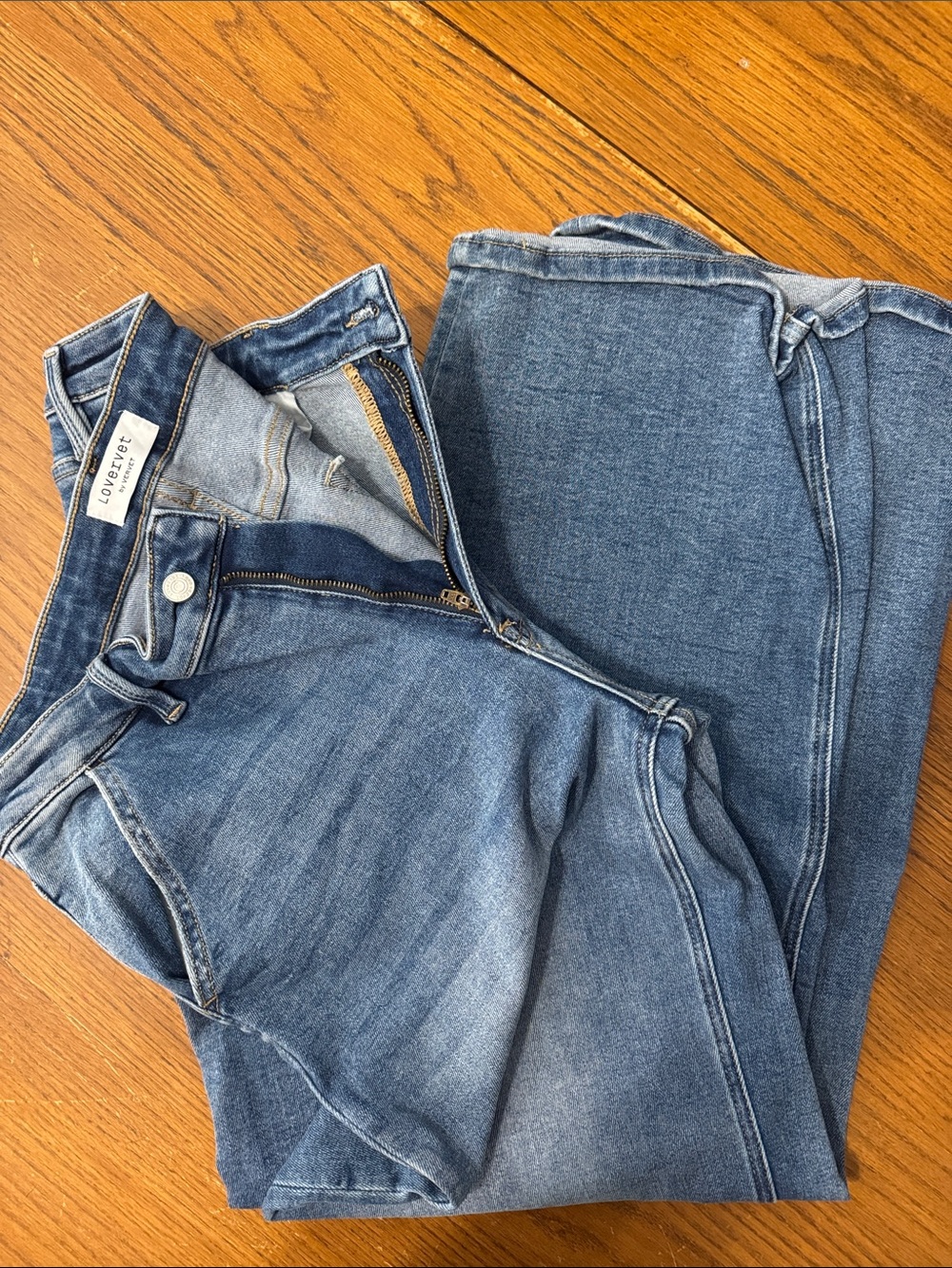Lovervet Medium Wash High-Rise Jeans